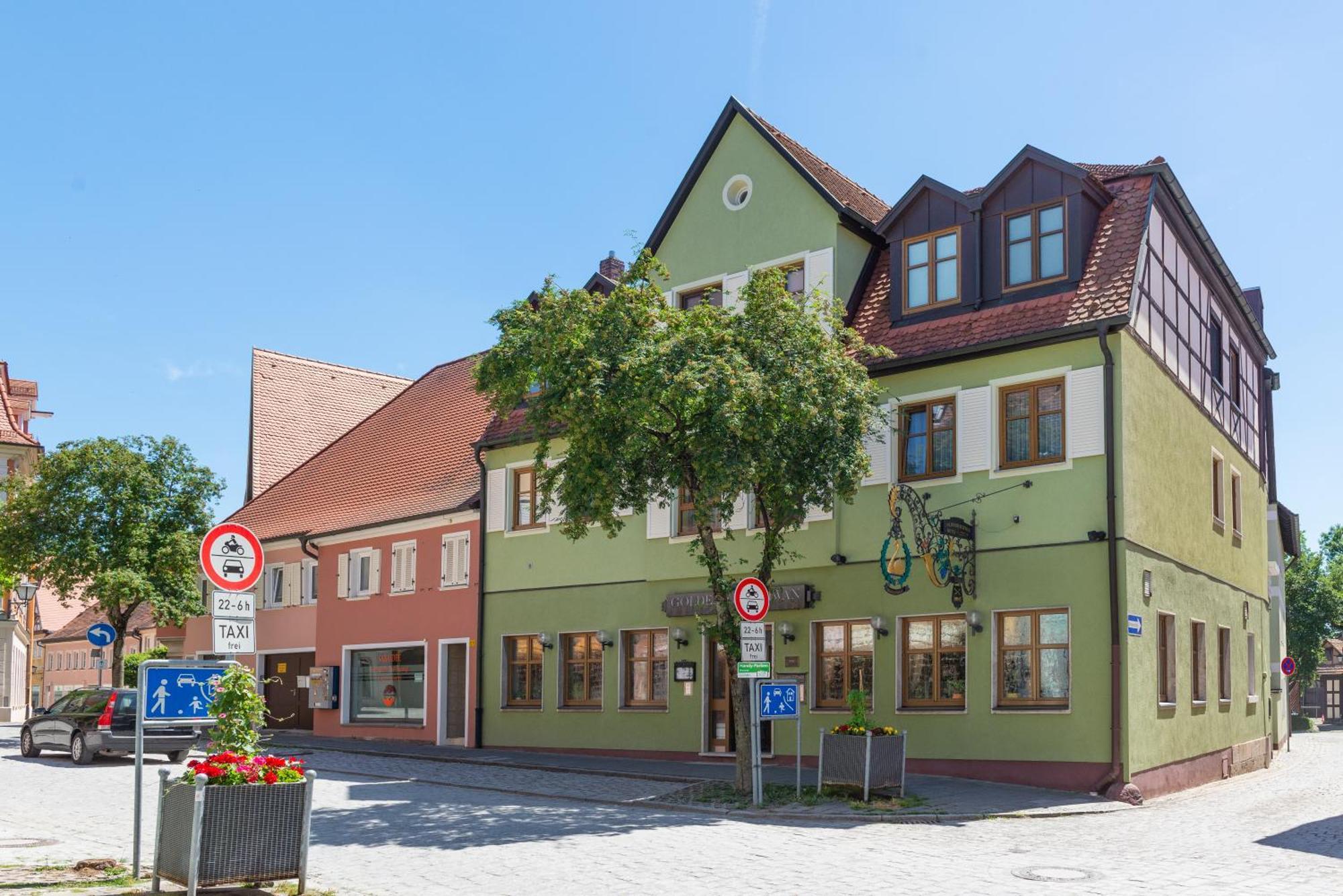 Hotel-Garni Goldener Schwan Bad Windsheim Exterior foto